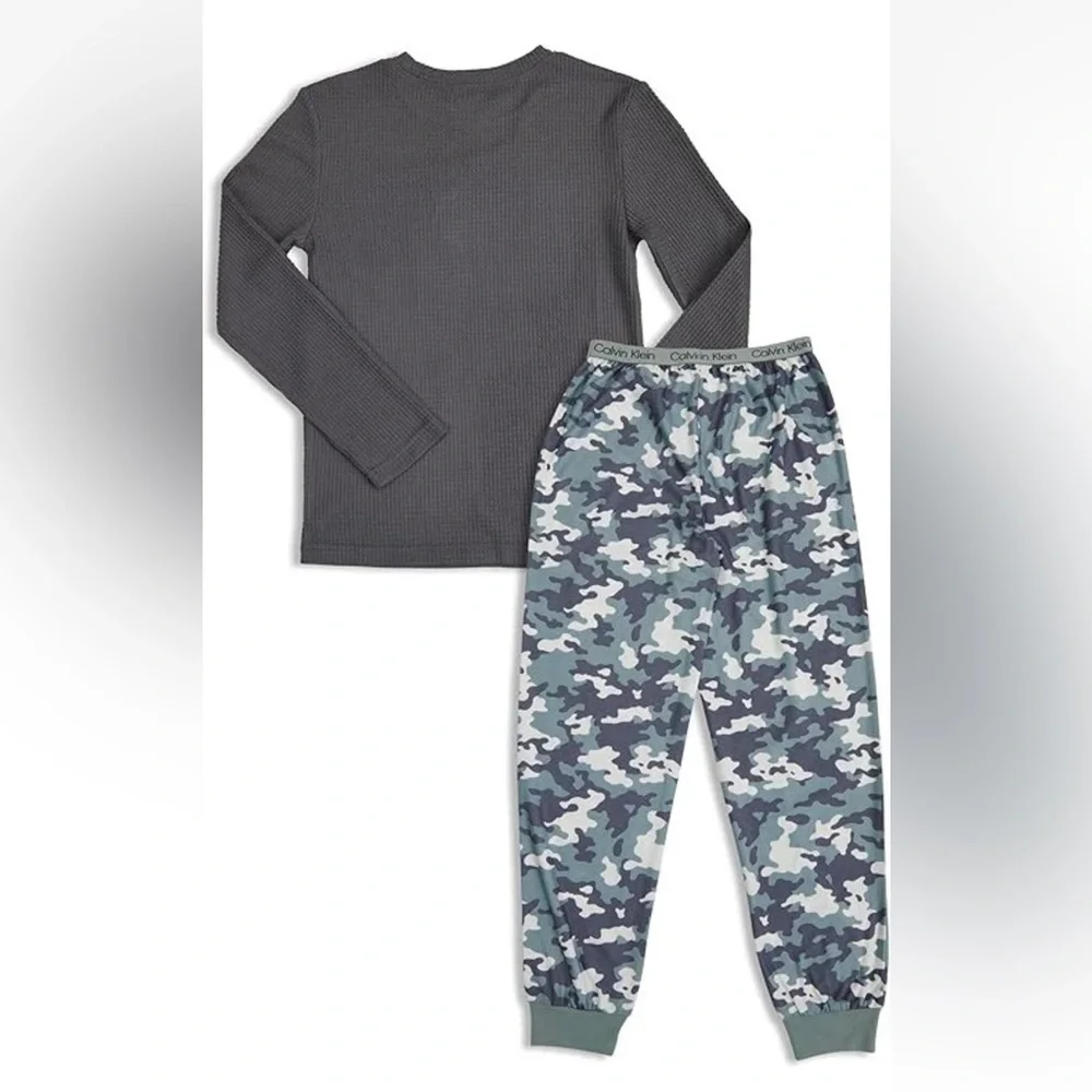 NWT Calvin Klein Boys 2 Piece‎ Camouflage Print Pajama Set Warm Brushed Micro